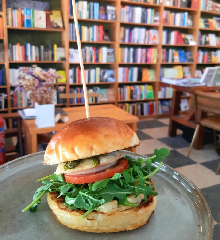 insensato,café,livraria,tomar